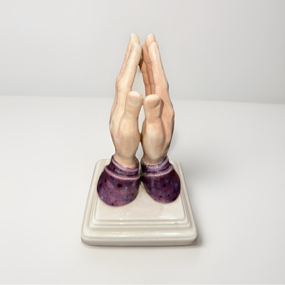 Vintage ceramic Praying hands Figurine ceramic